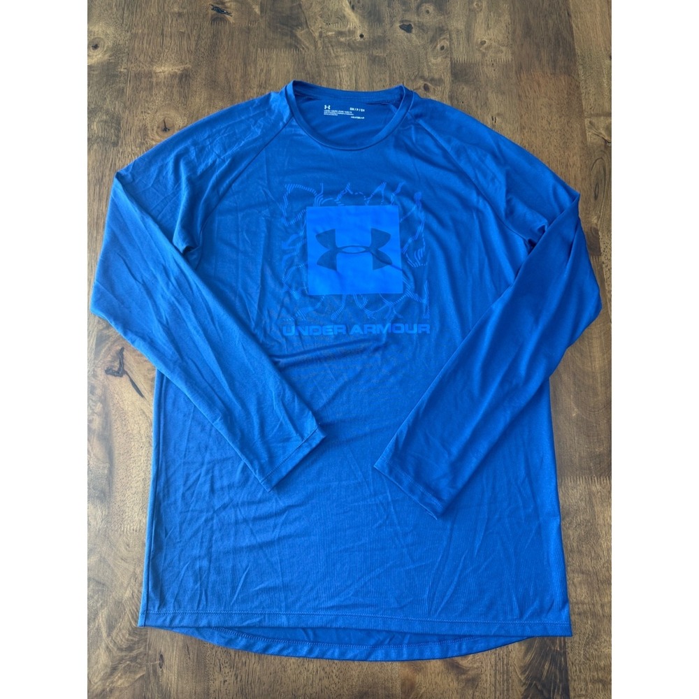 EUC Mens Under Armour long sleeve blue tshirt loose fit heatgear‎ size S